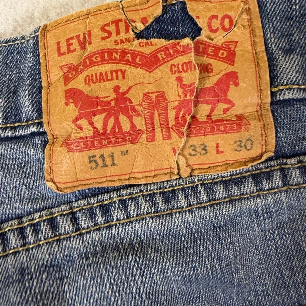 Levis 511 Slim Fit Jeans Mens 33x30 Medium Wash Blue Denim Pants 04511-xxxx